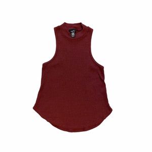 Maroon tank top
